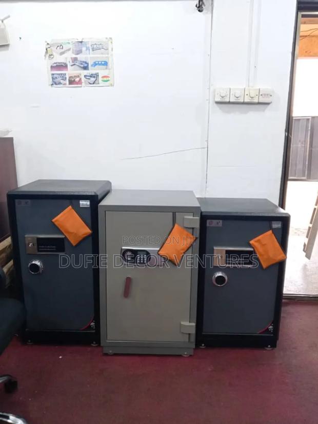 Firemoney Safe Available for Sale · Photo 4