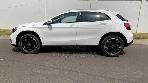 Mercedes-Benz GLA 250 2019 White