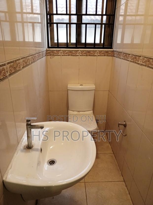 3bdrm Apartment in Dzorwulu for rent photo 9