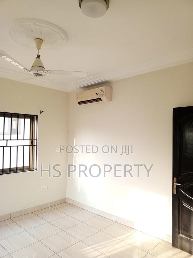 3bdrm Apartment in Dzorwulu for rent photo 7