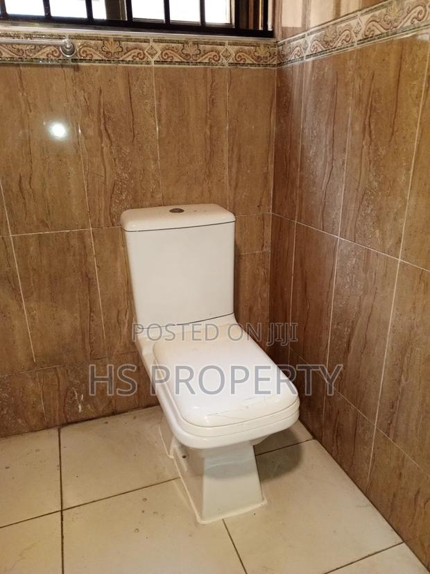 3bdrm Apartment in Dzorwulu for rent photo 12