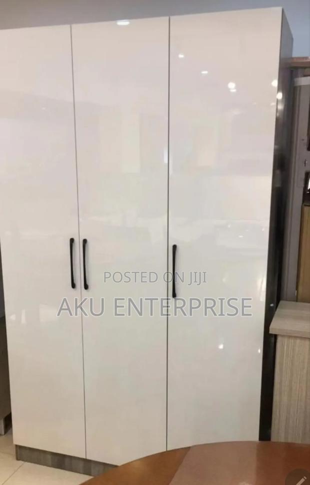 3 in 1 Wooden Wardrobe Modern · Photo 2