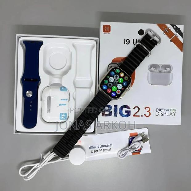 I9 Ultra Watch: Big Screen, Bold Performance · Photo 3