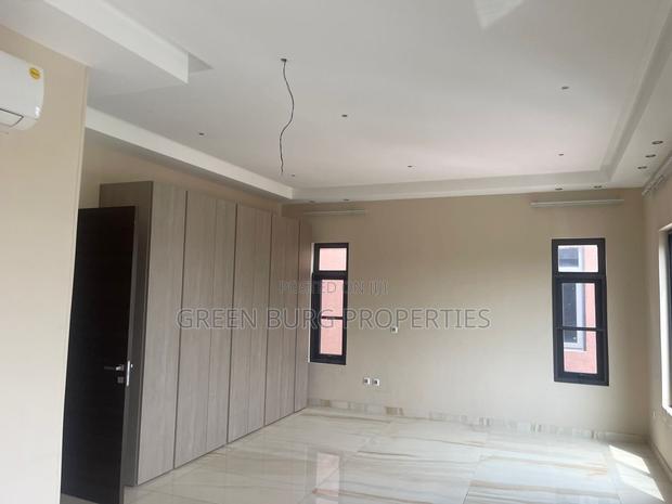 5bdrm House in East Legon for rent photo 11