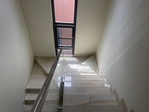 5bdrm House in East Legon for rent photo 13