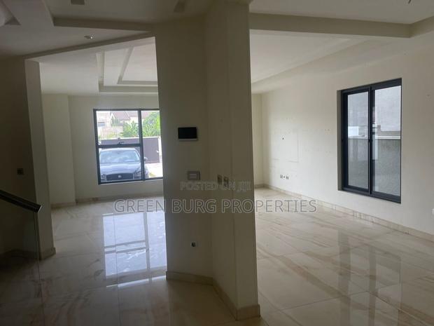 5bdrm House in East Legon for rent photo 14