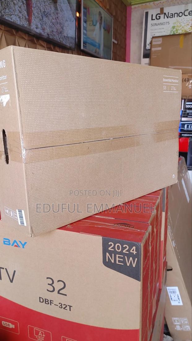 Samsung 27" Essential Monitor FHD 75hz Ips Frameless · Photo 3
