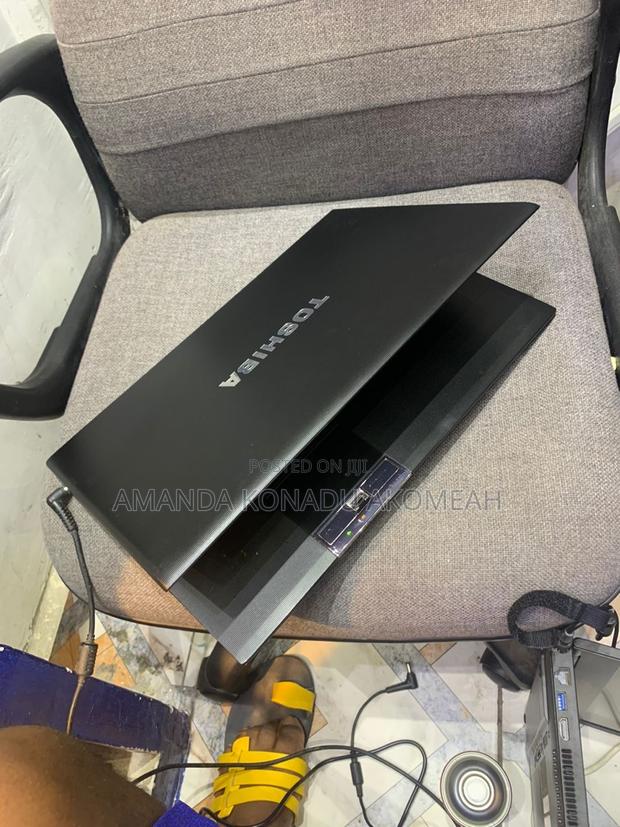 Laptop Toshiba Satellite C55 8GB Intel Core I3 HDD 500GB photo 2