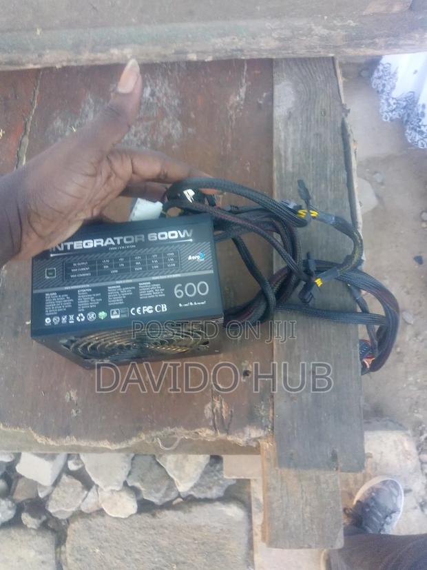 600 Watts Psu · Photo 2