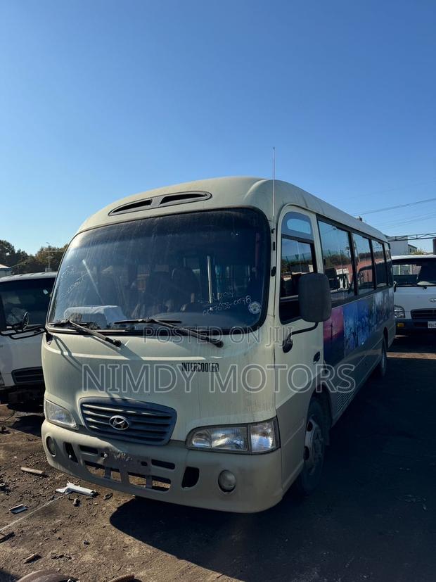 Hyundai County 2014 Grey photo 5