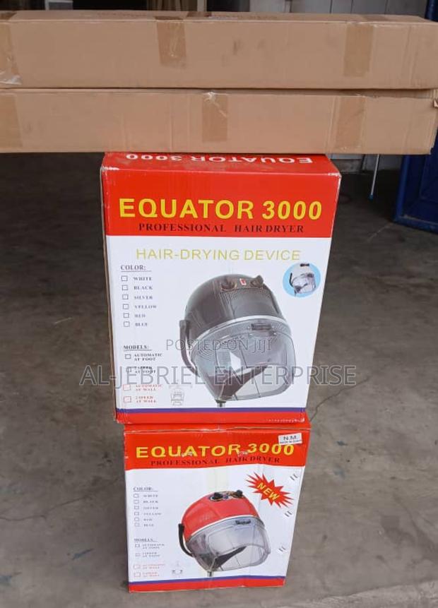 Wall Hair Dryer — Equator 3000 · Photo 2