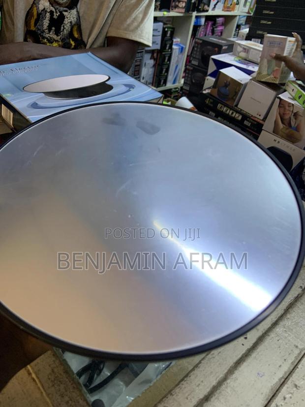 Electric Turn Table · Photo 4