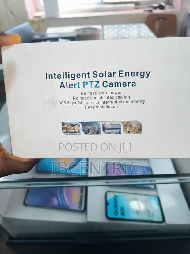 Intelligent Solar Energy Alert PTZ Camera photo 4