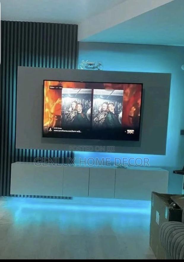 Led-Backlit TV Panels for a Cinematic Glow · Photo 4