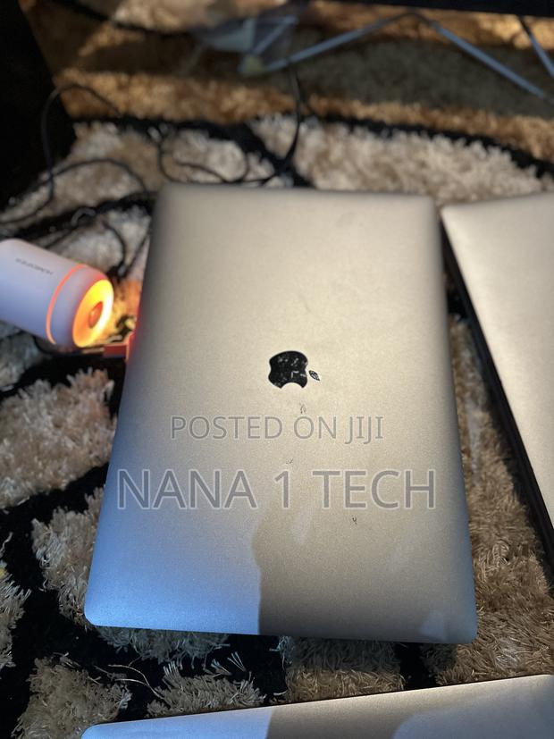 Laptop Apple MacBook Pro 2019 16GB Intel Core I7 SSD 256GB photo 7