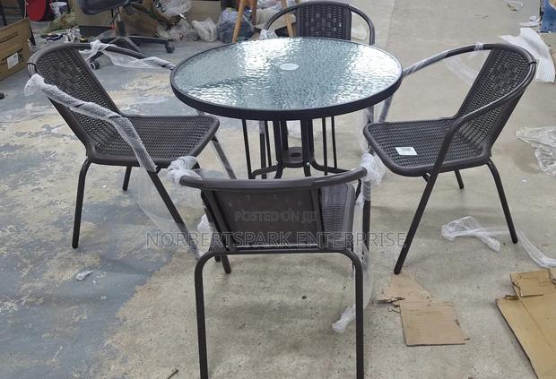 Garden/Outdoors Dining Set (Dsfoo1) · Photo 3