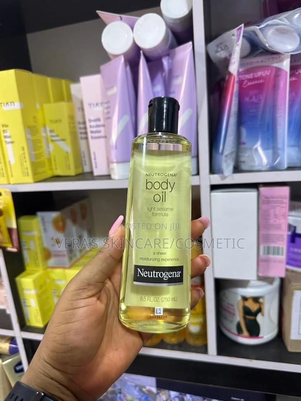 Neutrogena Body Oil · Photo 4