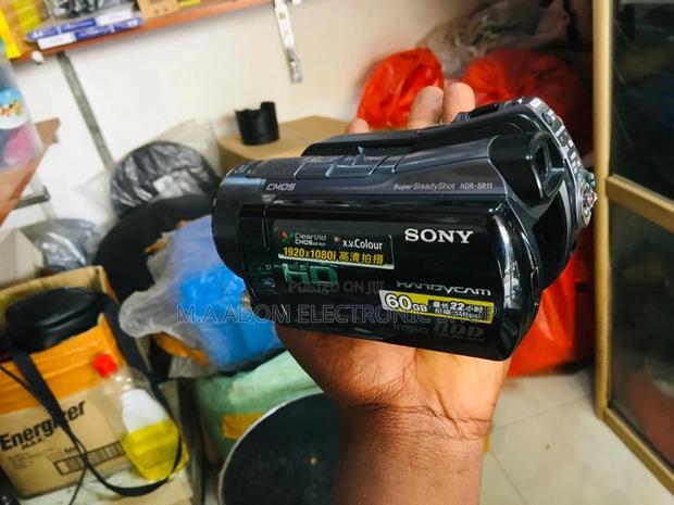 Sony HDR-SR11E Handycam - 60GB HD Camcorder - Like New · Photo 2