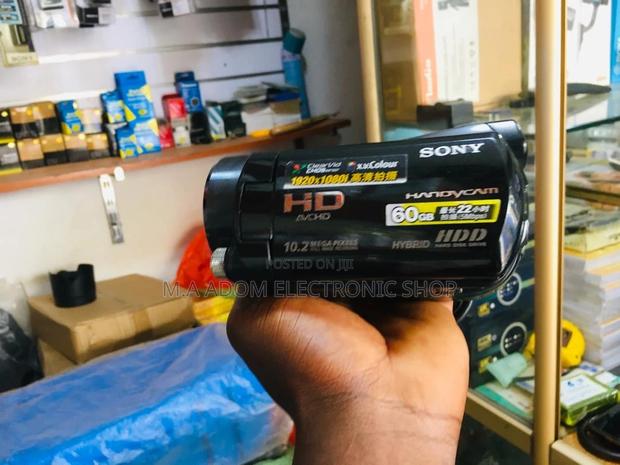 Sony HDR-SR11E 60GB Handycam - Ready to Record! · Photo 2