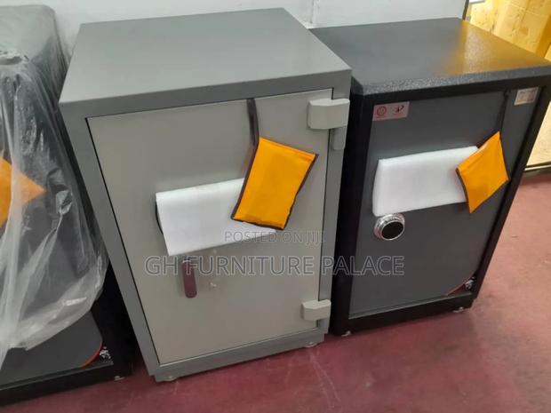 Fire Proof Safe for Office and Home · Photo 4