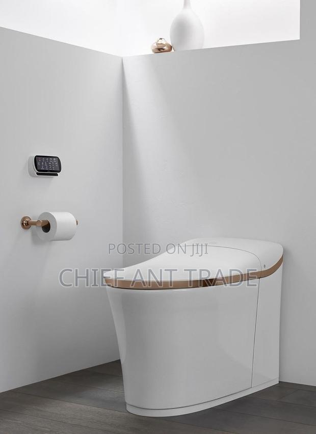 AT02 Smart Wc Toilet Seat. Water Closet · Photo 4