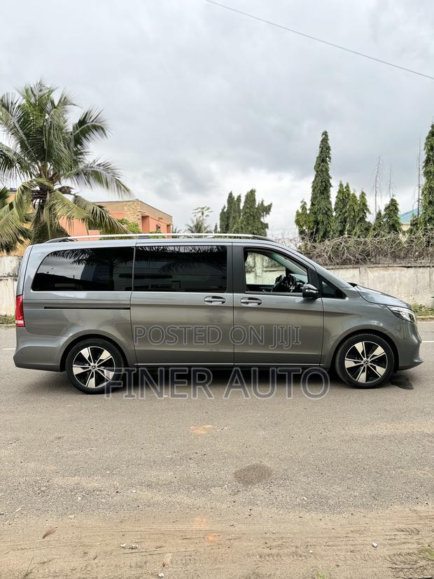 Mercedes-Benz Viano 2021 Gray