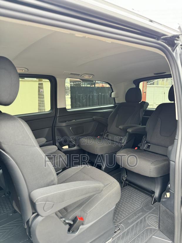 Mercedes-Benz Viano 2021 Gray