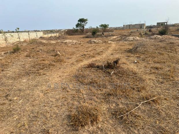 1 Plot of Land for Sale · Photo 3