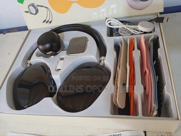D-P9 Ultra Smartwatch With Bt Speaker and Headphone - Black photo 5