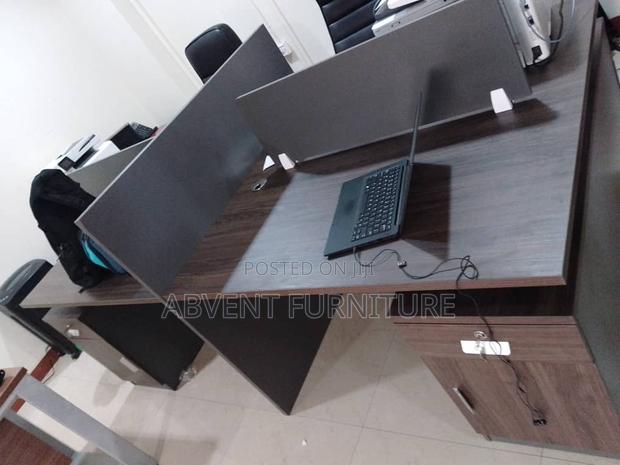 Modern 4in 0ne Workstation · Photo 2