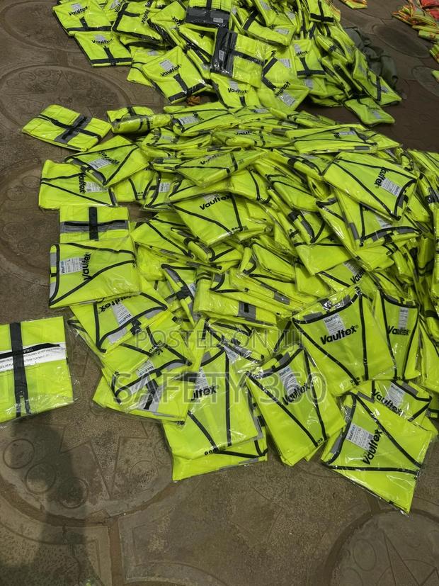 Safety Vest · Photo 2