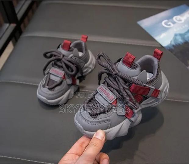 Children Casual Shoes photo 3