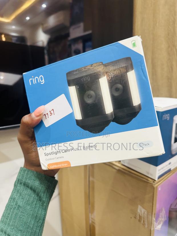 Crystal Clear Ring 2 in 1 Sportlight Cam Plus/ Battery · Photo 2