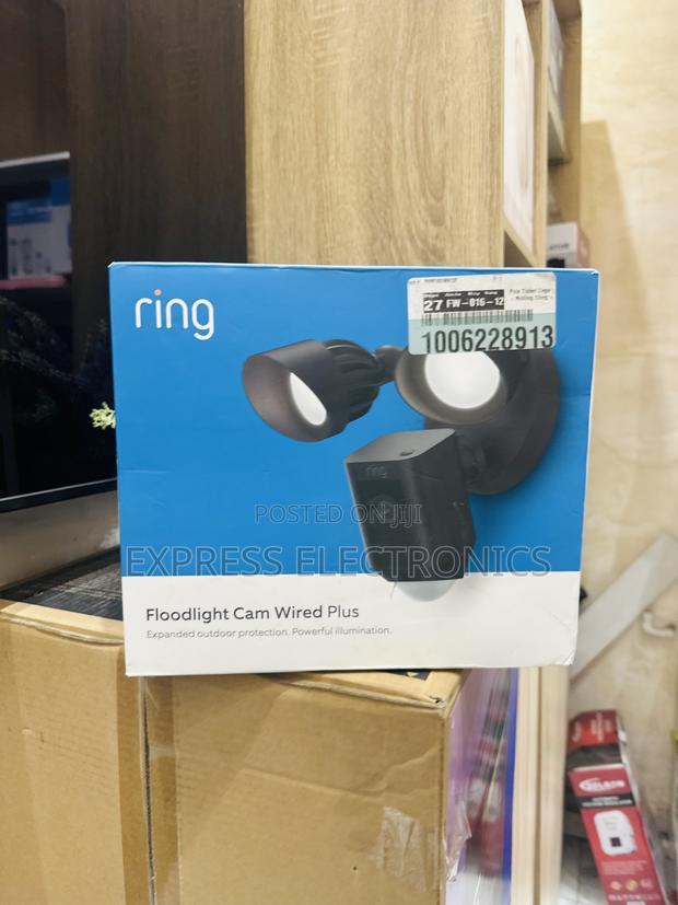 Quality New Black Ring Floodlight Cam Wired Plus · Photo 2
