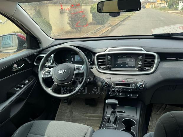 Kia Sorento 2.4L L FWD 2020 Red photo 5