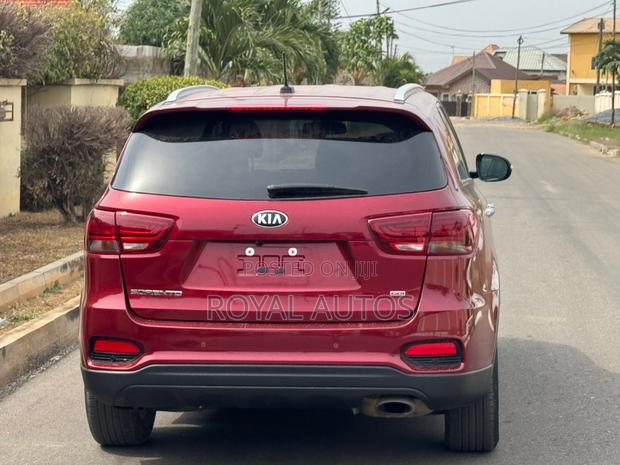 Kia Sorento 2.4L L FWD 2020 Red photo 4