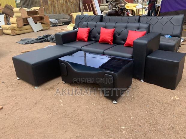 L Shaped Sofa · Photo 2