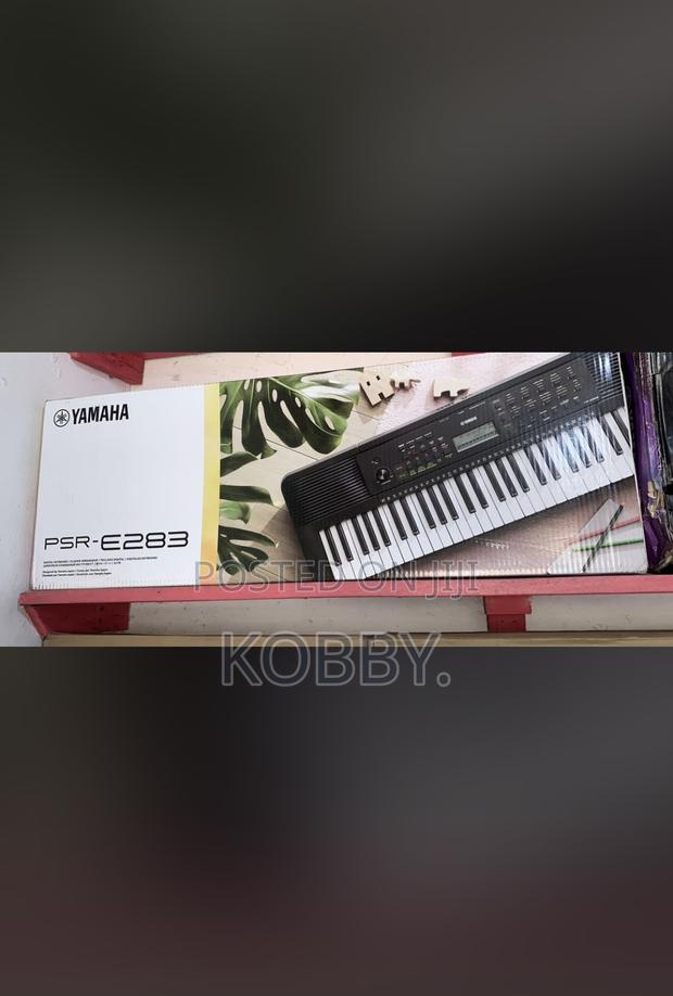 Yamaha PSR 283 · Photo 2