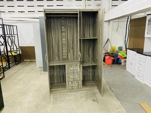 Wardrobe 3 In 1 With A Mirror ( 8153) photo 2