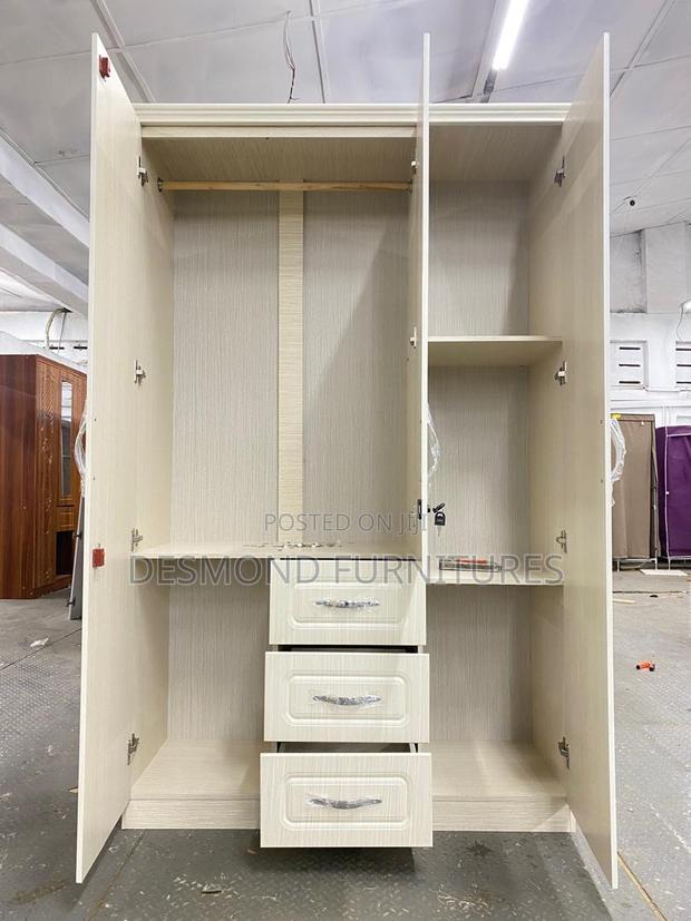 3 In 1 Wardrobe With A Mirror ( 8173) photo 2