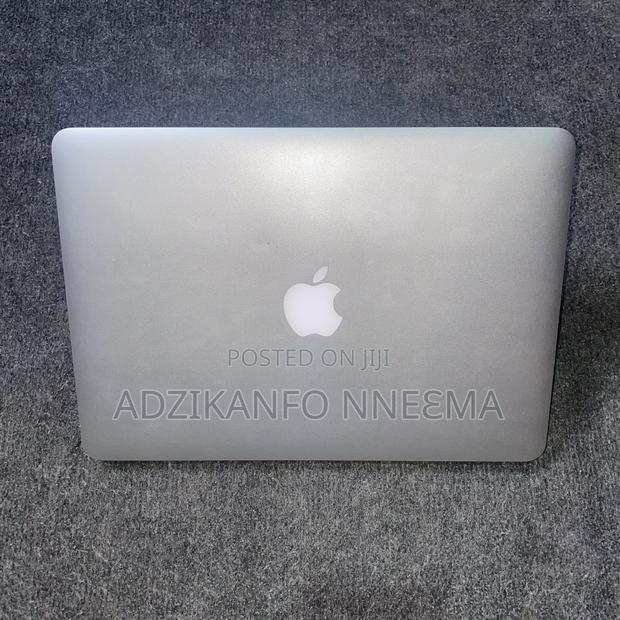 Laptop Apple MacBook Pro 2015 8GB Intel Core I5 SSD 250GB photo 2