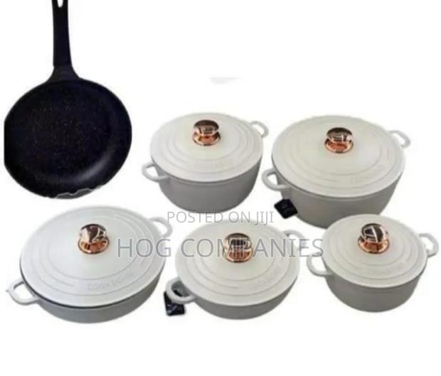 Kitchen 11 Piece Cast Iron Pots Non-Stick Cookware Set · Photo 4