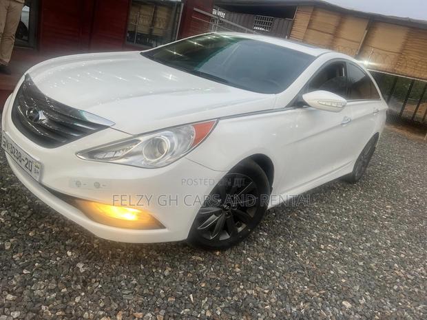 Hyundai Sonata Limited 4dr Sedan (2.0L 4cyl Turbo 6A) 2014 White photo 7
