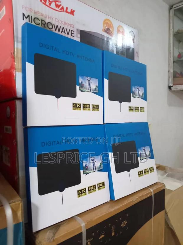 DVB- T2 Antenna: 300 Mile Range, Crystal Clear · Photo 2
