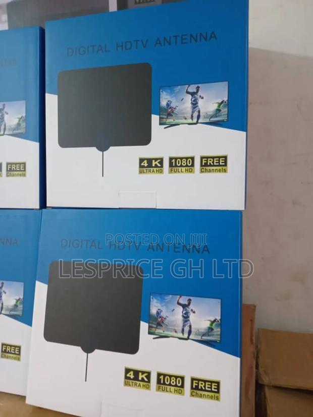 HDTV : 300 Miles, No Monthly Fees! · Photo 2