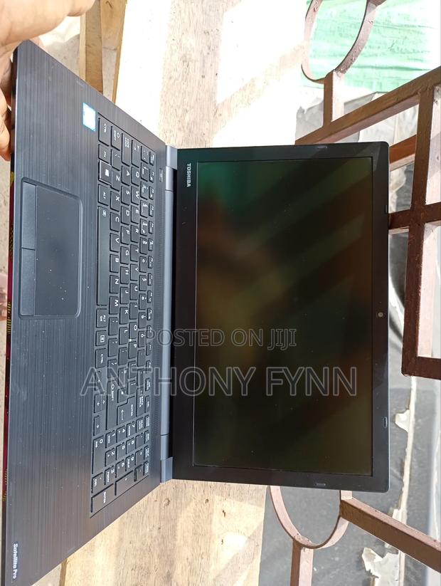 Laptop Toshiba 8GB Intel Core I3 SSD 256GB