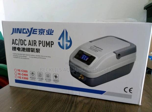 Jingy Rechargeable 4 Out Let Aerator · Photo 3