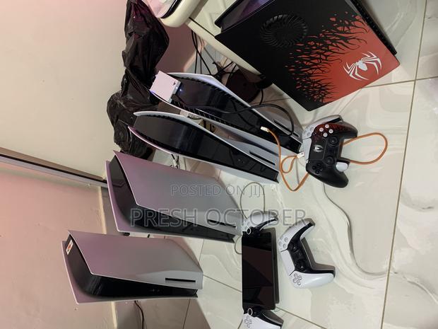 Ps5 Ps4 Consoles and Controllers Sales and Repair photo 2