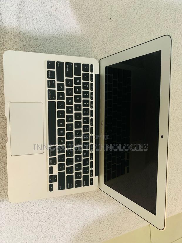 Laptop Apple MacBook Air 2013 4GB Intel Core I5 SSD 128GB photo 2