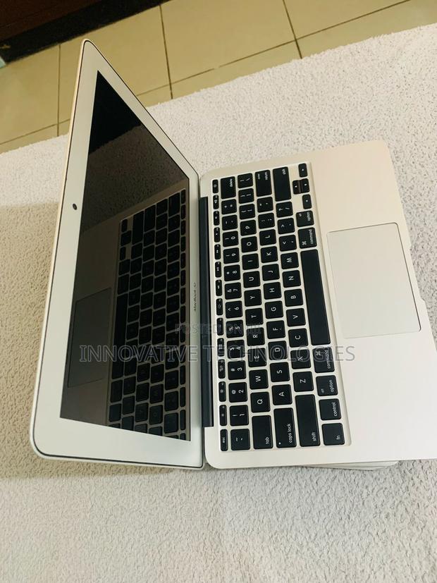 Laptop Apple MacBook Air 2013 4GB Intel Core I5 SSD 128GB photo 3